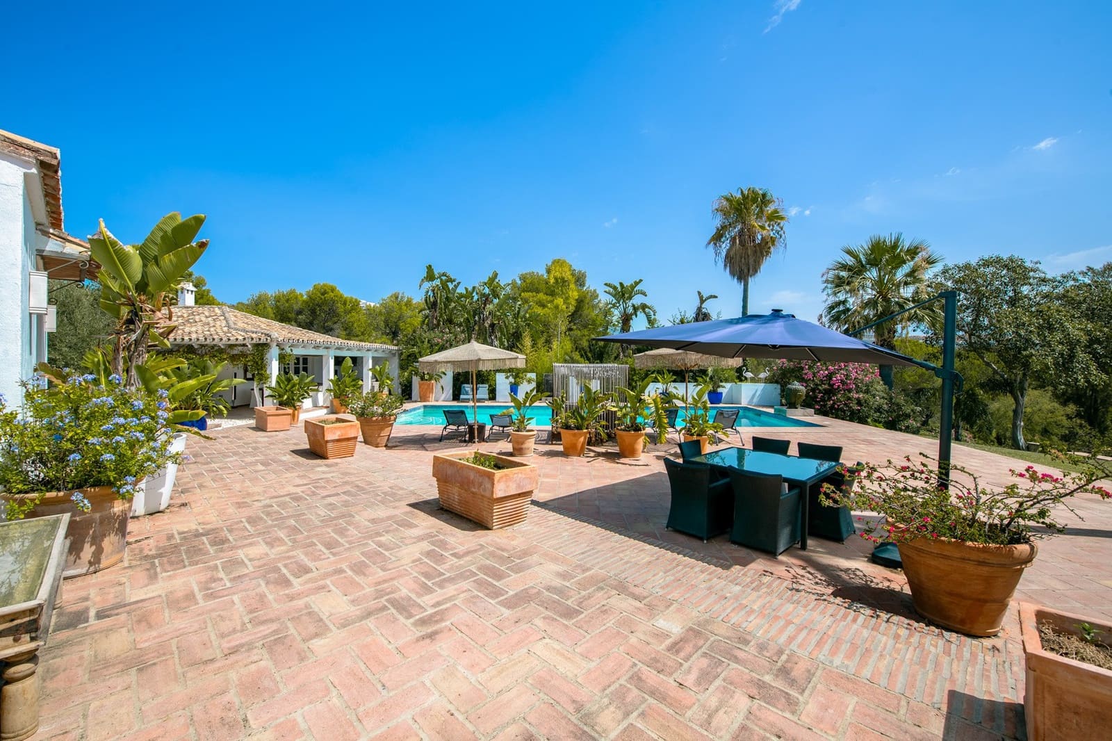 7 soveværelse Villa til salg i Benahavis med swimmingpool - € 2.700.000 (Ref: 8477700)