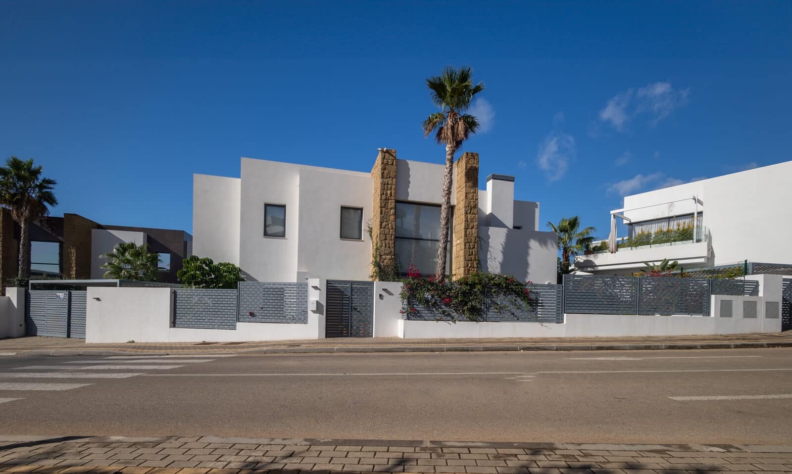 5 bedroom Villa for sale in Mijas with pool - € 2,995,000 (Ref: 8480669)