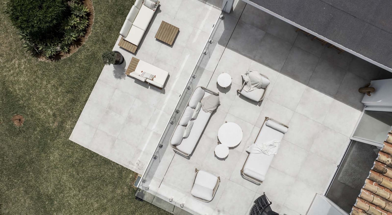 4 makuuhuone Omakotitalo myytävänä paikassa Nueva Andalucia mukana uima-altaan - 1 795 000 € (Ref: 8481871)