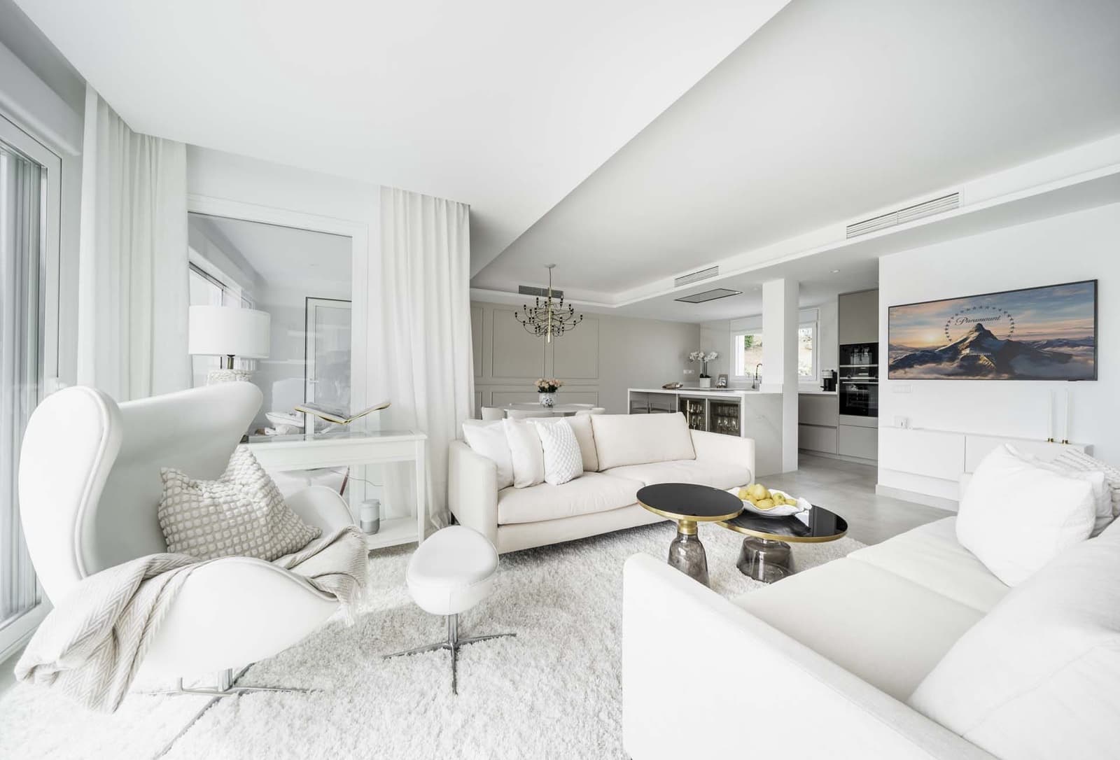 4 makuuhuone Omakotitalo myytävänä paikassa Nueva Andalucia mukana uima-altaan - 1 795 000 € (Ref: 8481871)