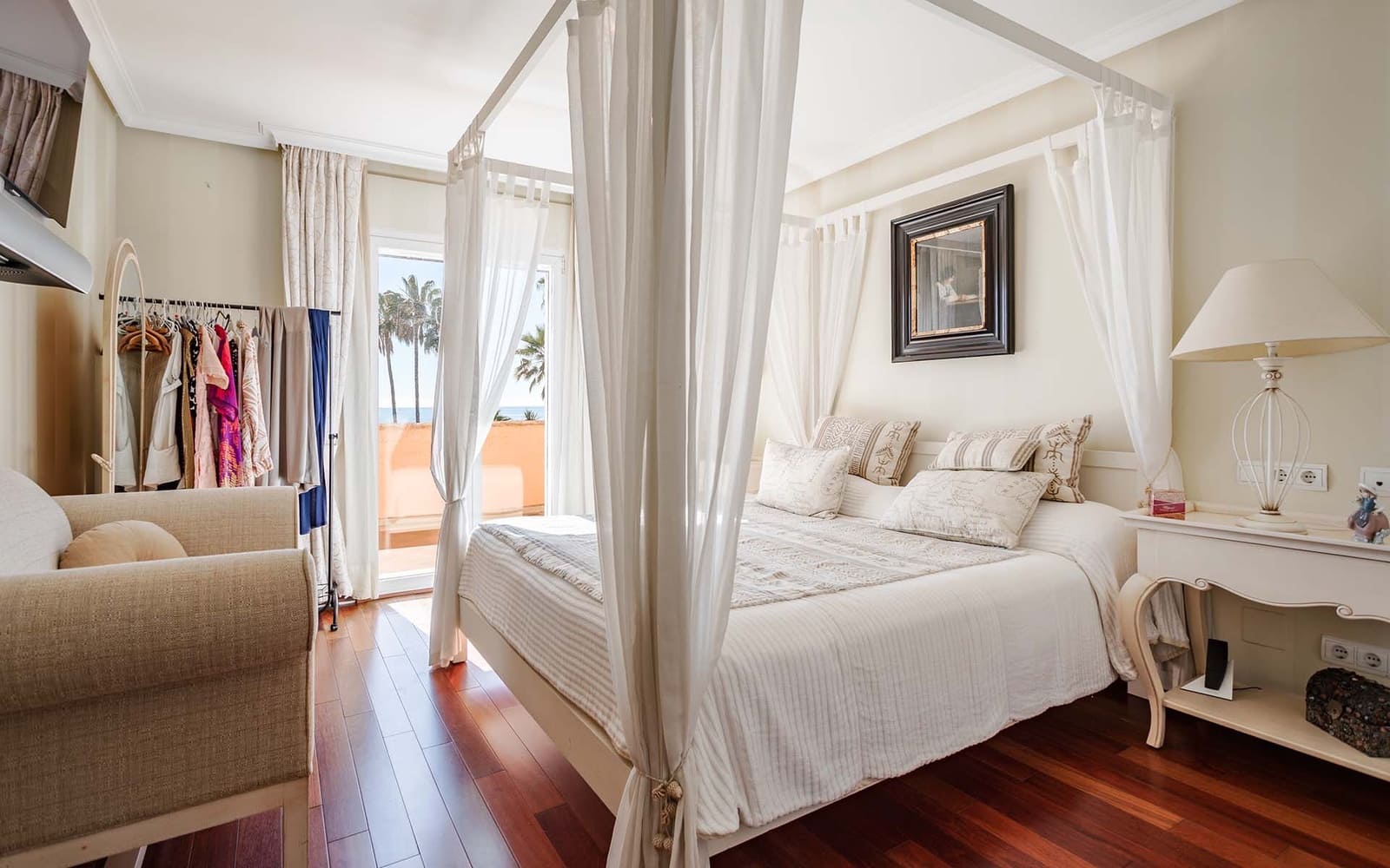 8 bedroom Villa for sale in New Golden Mile with pool garage - € 7,500,000 (Ref: 8522817)