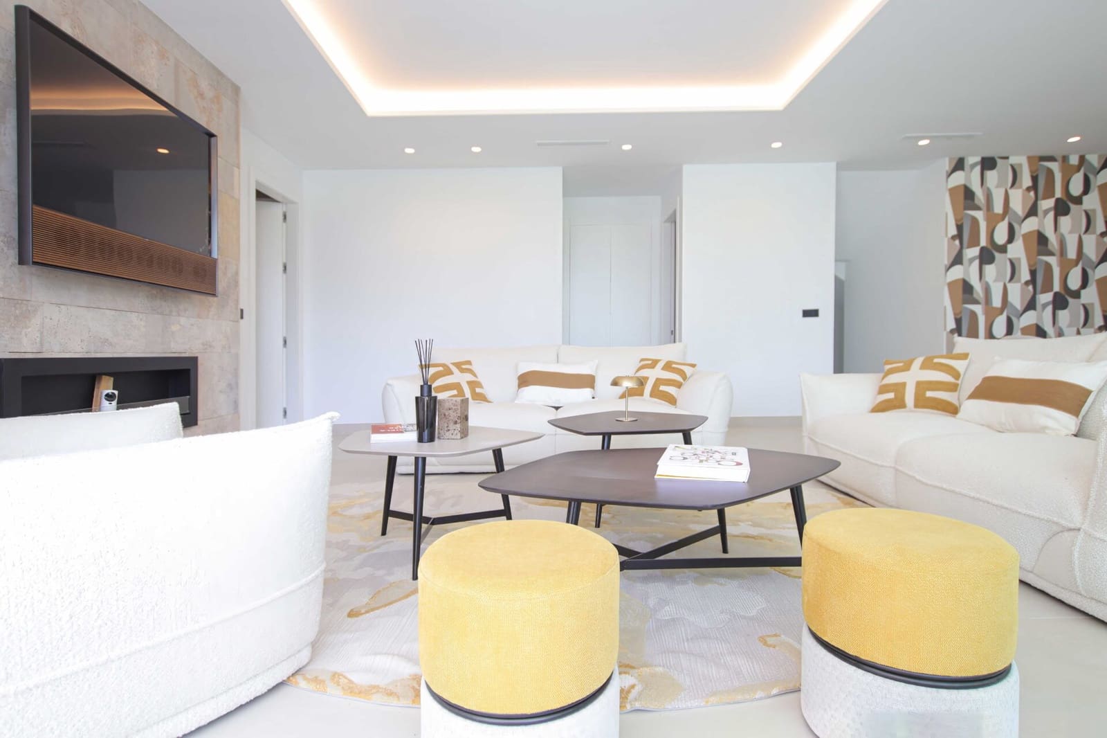 4 quarto Moradia para venda em Estepona com piscina garagem - 2 495 000 € (Ref: 8531728)