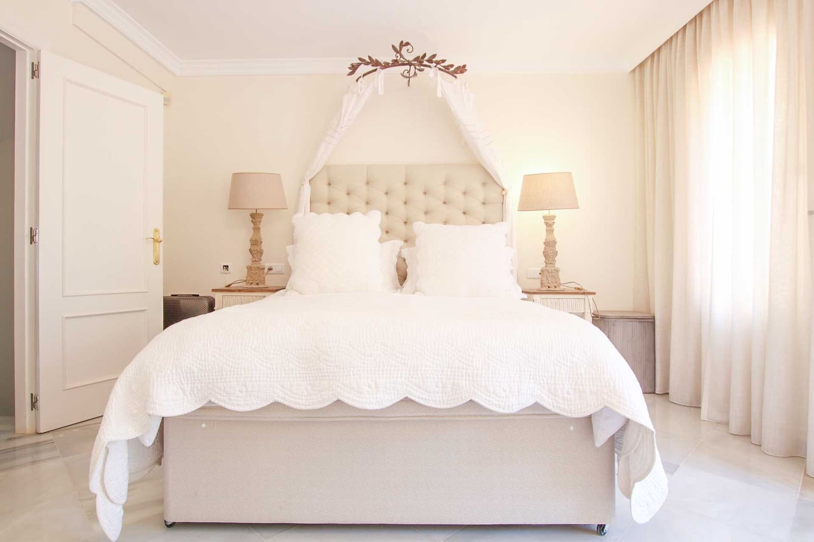 3 bedroom Townhouse for sale in Nueva Andalucia with pool garage - € 630,000 (Ref: 8531729)