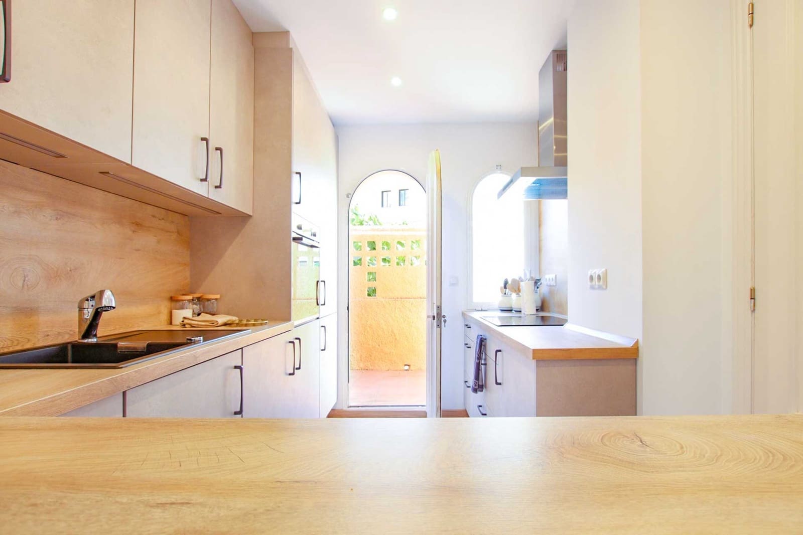 3 bedroom Townhouse for sale in Nueva Andalucia with pool garage - € 630,000 (Ref: 8531729)