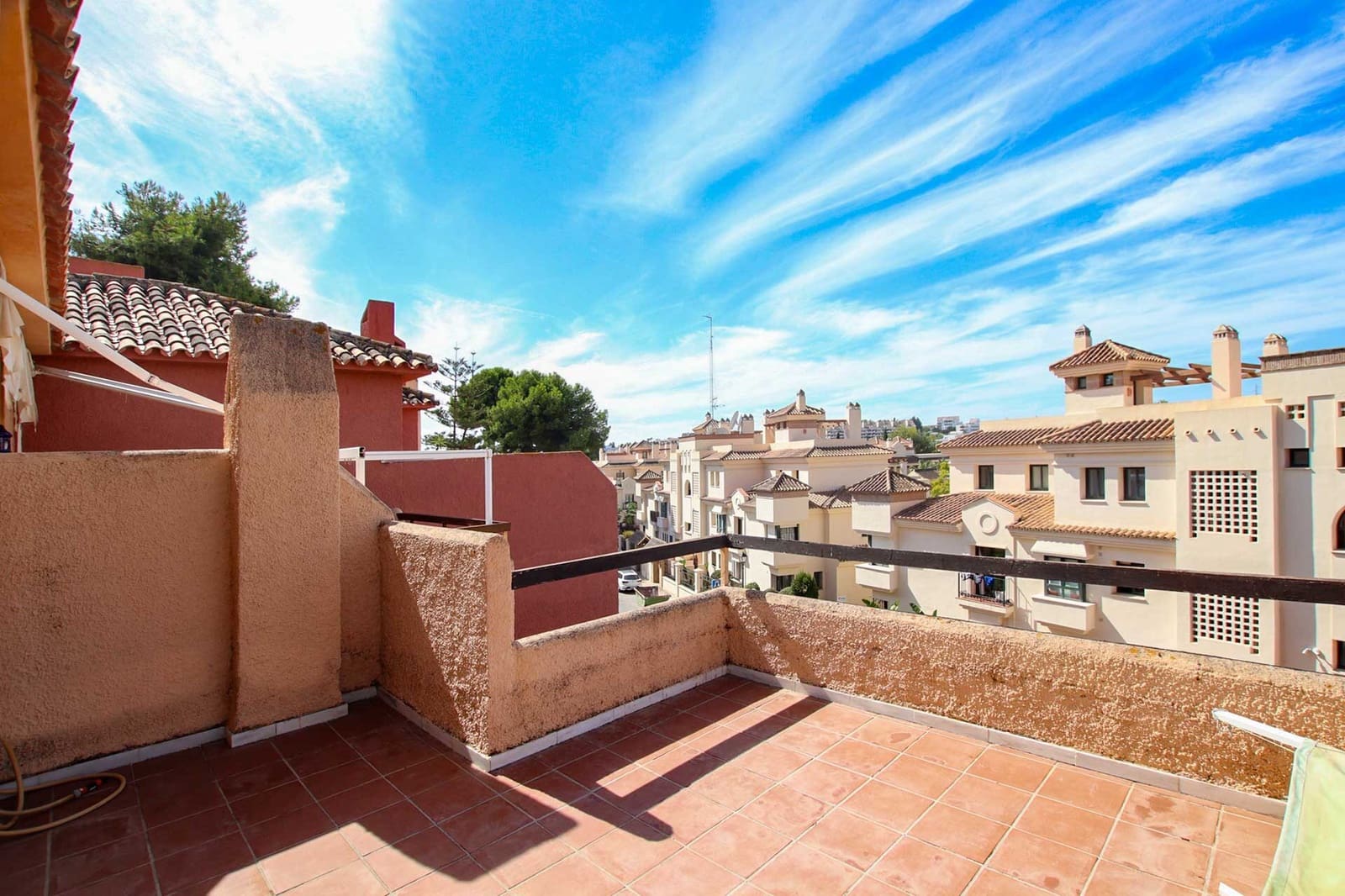 3 bedroom Townhouse for sale in Nueva Andalucia with pool garage - € 630,000 (Ref: 8531729)