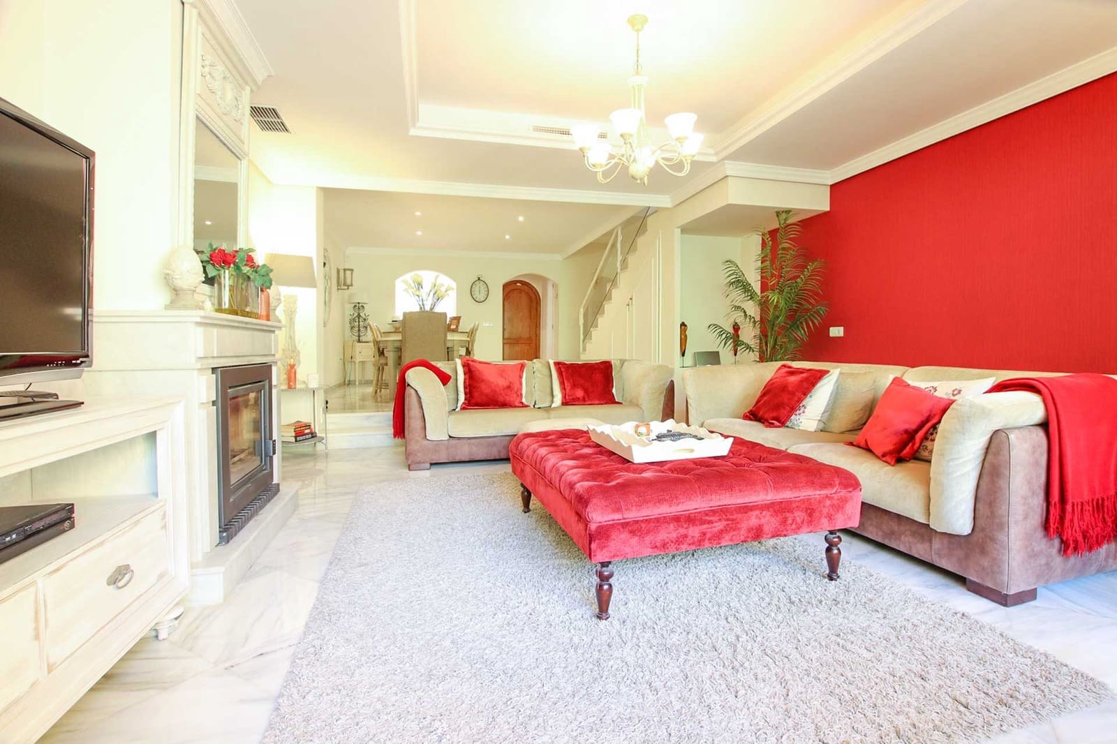 3 bedroom Townhouse for sale in Nueva Andalucia with pool garage - € 630,000 (Ref: 8531729)