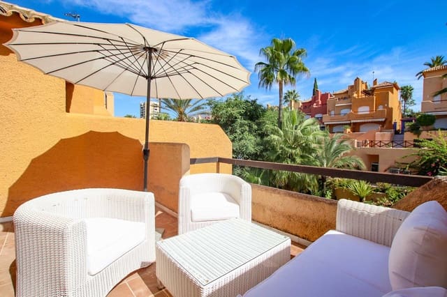 3 bedroom Townhouse for sale in Nueva Andalucia, Marbella with pool garage - € 630,000 (Ref: 8531729)