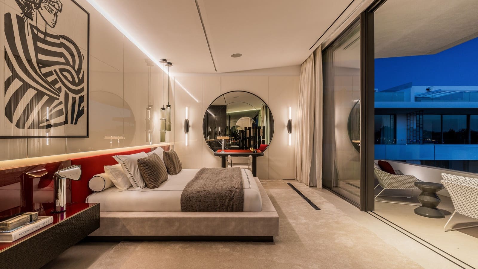 4 bedroom Villa for sale in Golden Mile with pool garage - € 7,900,000 (Ref: 8533789)