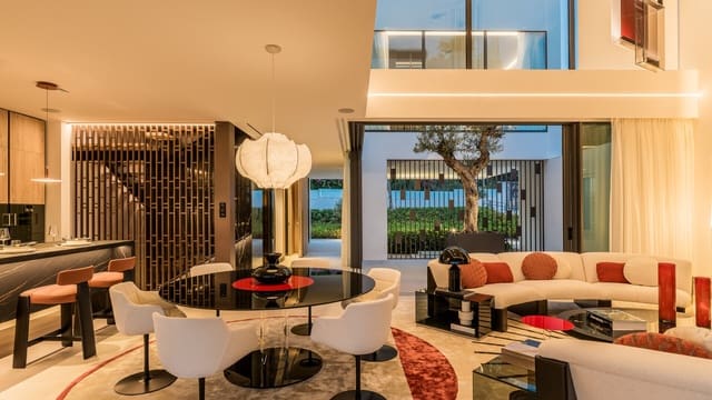 4 bedroom Villa for sale in Golden Mile, Marbella with pool garage - € 7,900,000 (Ref: 8533789)