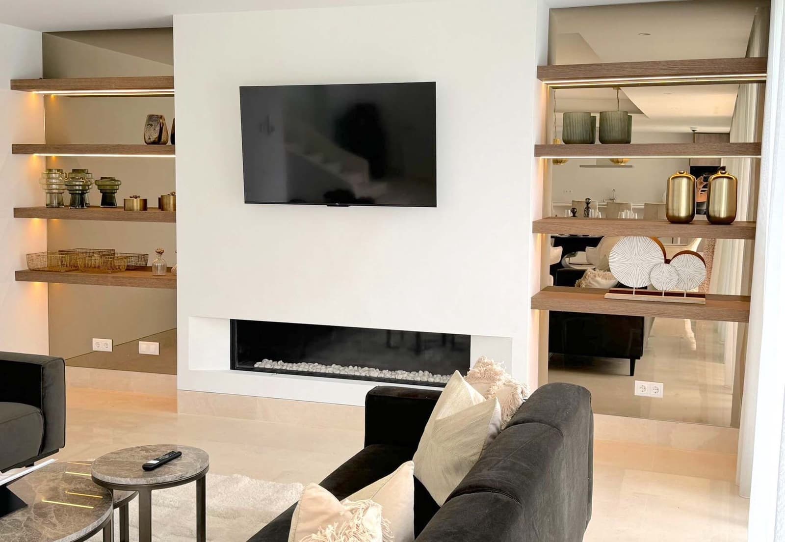 4 bedroom Villa for sale in El Paraiso with pool - € 1,995,000 (Ref: 8541962)