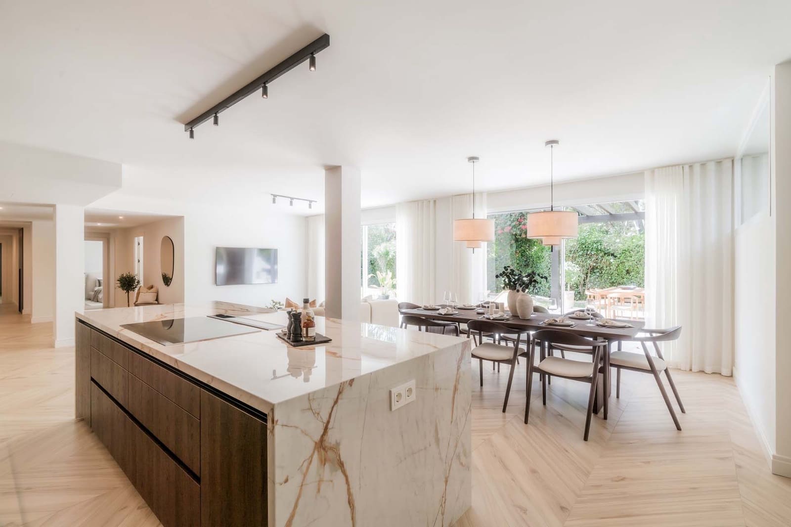 4 slaapkamer Appartement te koop in Golden Mile met garage - € 1.995.000 (Ref: 8550933)