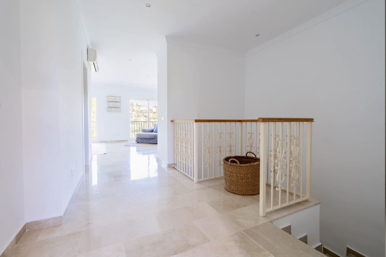 4 bedroom Townhouse for sale in La Quinta with garage - € 945,000 (Ref: 8556663)