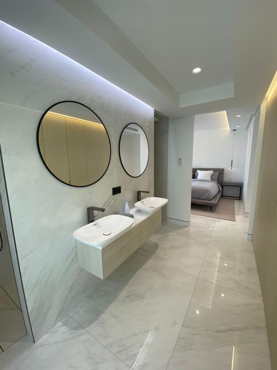 4 bedroom Penthouse for sale in New Golden Mile with pool garage - € 4,000,000 (Ref: 8556666)