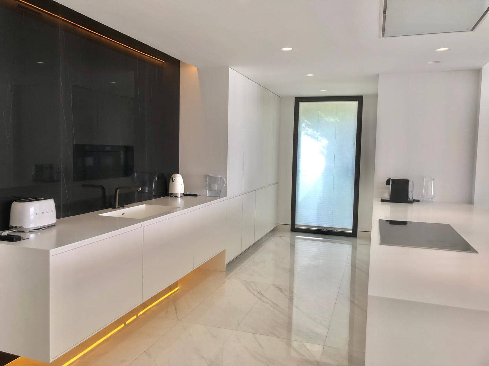 4 bedroom Penthouse for sale in New Golden Mile with pool garage - € 4,000,000 (Ref: 8556666)