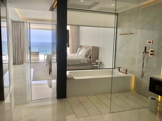 4 bedroom Penthouse for sale in New Golden Mile, Estepona with pool garage - € 4,000,000 (Ref: 8556666)