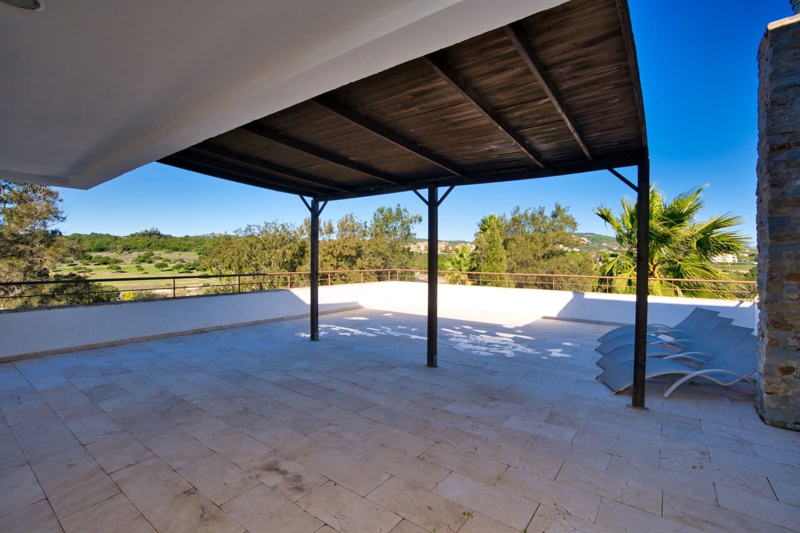 6 sypialnia Willa na sprzedaż w Sotogrande z basenem garażem - 1 850 000 € (Ref: 8561289)