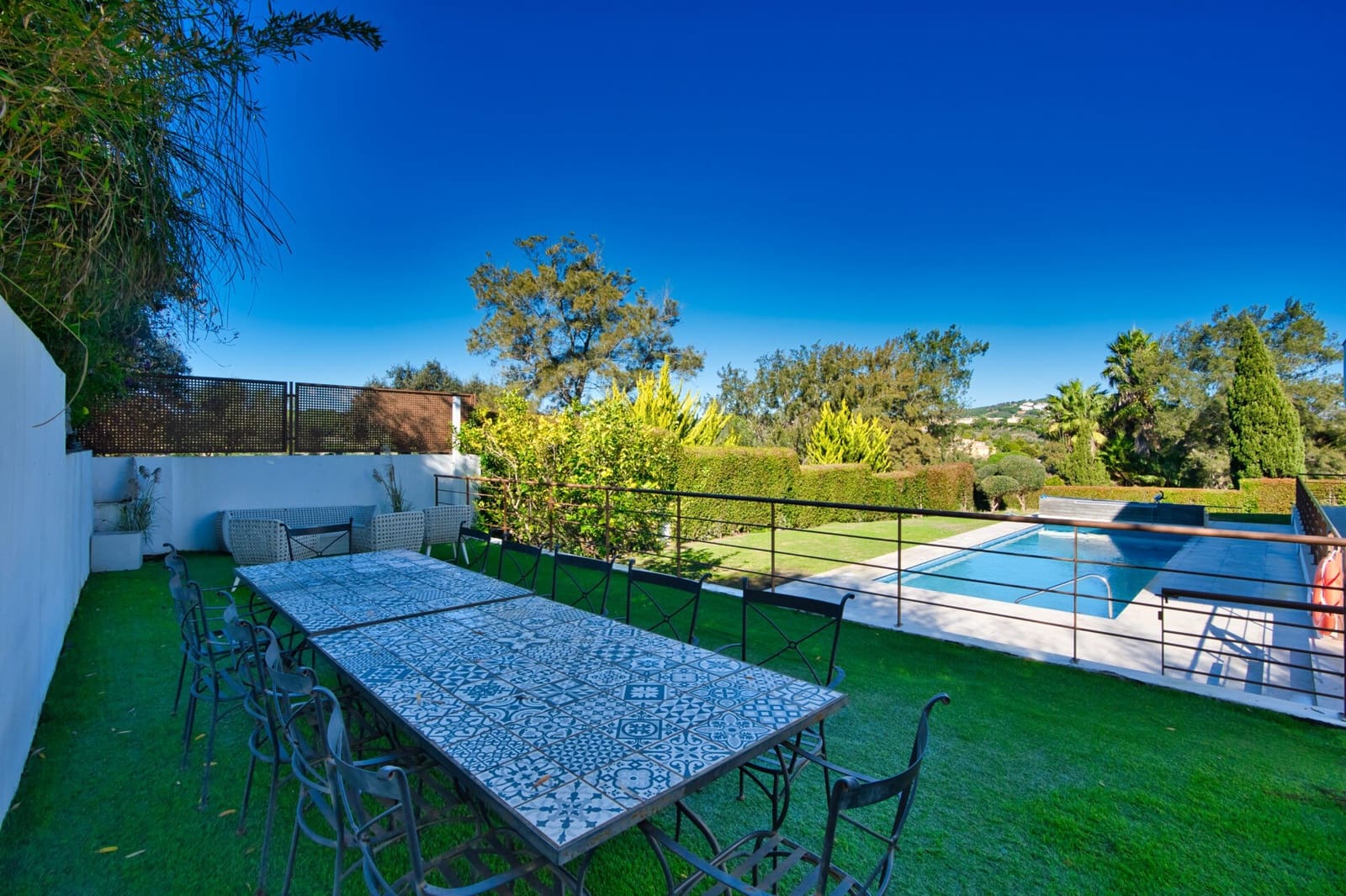 6 sypialnia Willa na sprzedaż w Sotogrande z basenem garażem - 1 850 000 € (Ref: 8561289)