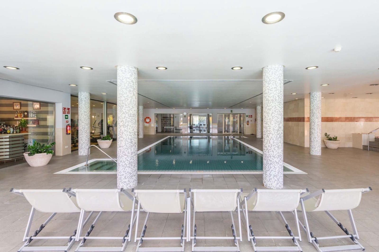 3 bedroom Apartment for sale in Golden Mile with pool garage - € 1,650,000 (Ref: 8573885)