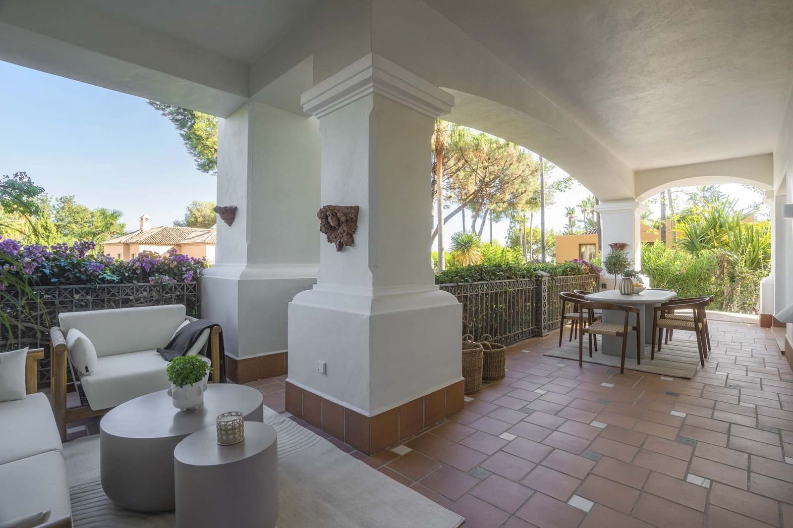 3 bedroom Apartment for sale in Golden Mile with pool - € 1,995,000 (Ref: 8601350)