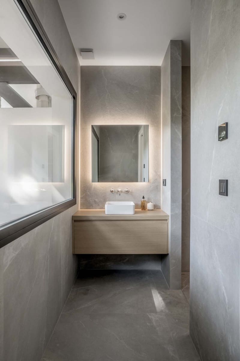 3 bedroom Apartment for sale in Golden Mile with pool - € 1,995,000 (Ref: 8601350)