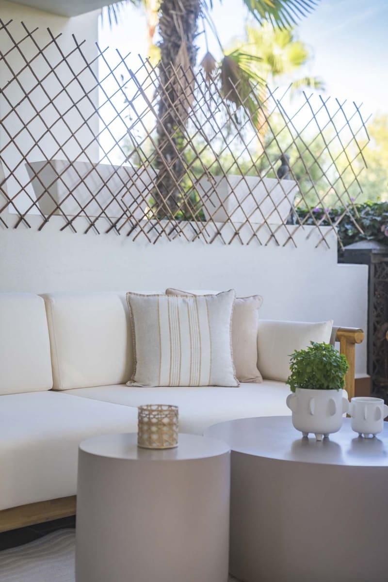 3 bedroom Apartment for sale in Golden Mile with pool - € 1,995,000 (Ref: 8601350)