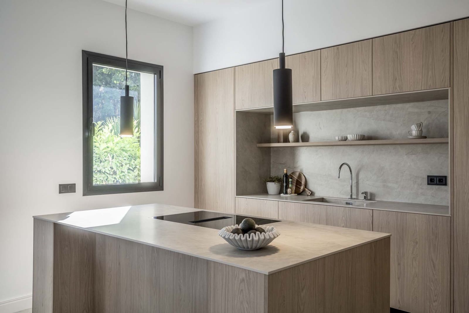 3 bedroom Apartment for sale in Golden Mile with pool - € 1,995,000 (Ref: 8601350)