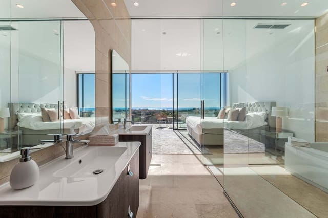 5 bedroom Villa for sale in Benahavís with pool garage - € 3,950,000 (Ref: 8615013)