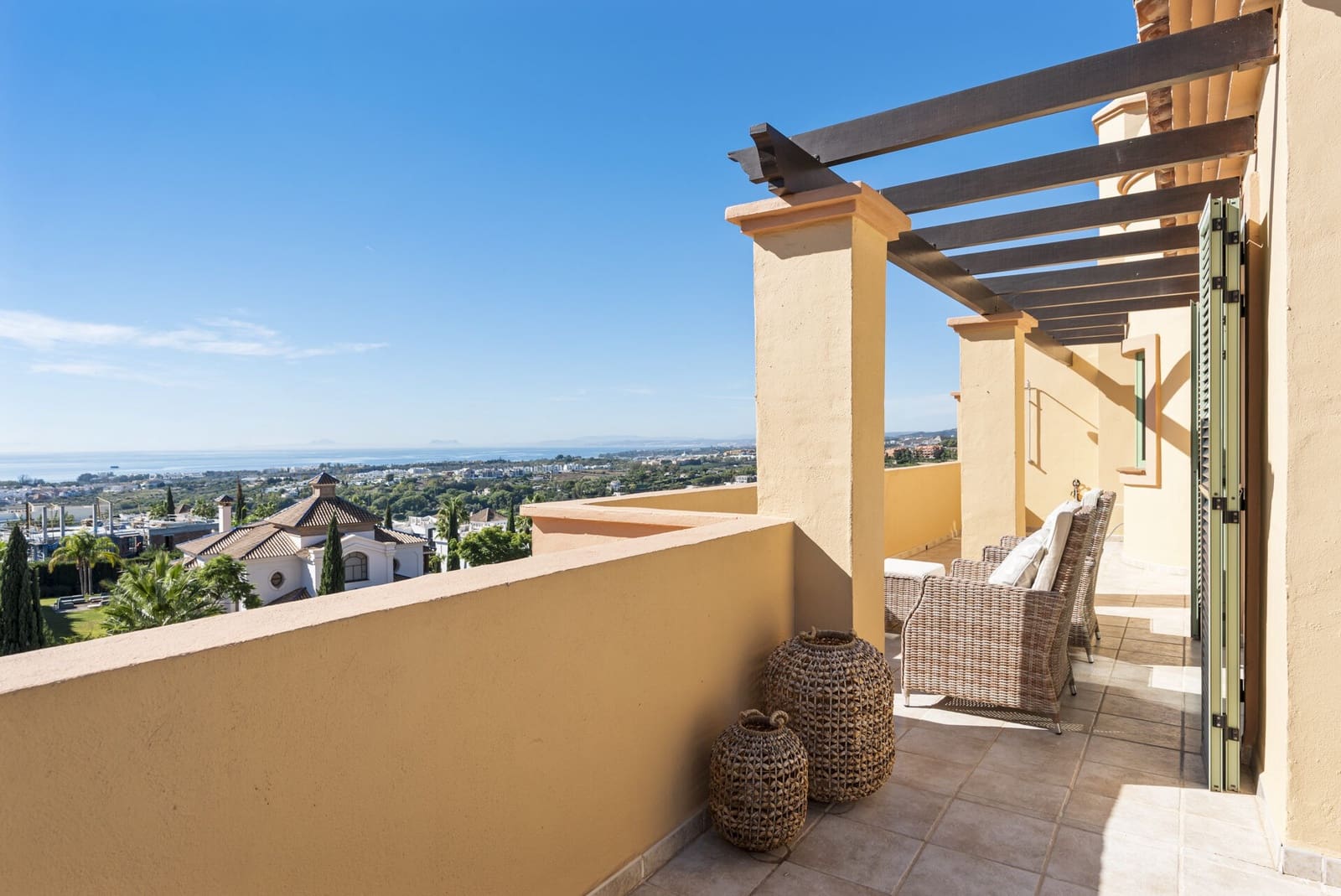 4 slaapkamer Penthouse te koop in Benahavis met zwembad garage - € 1.395.000 (Ref: 8619832)
