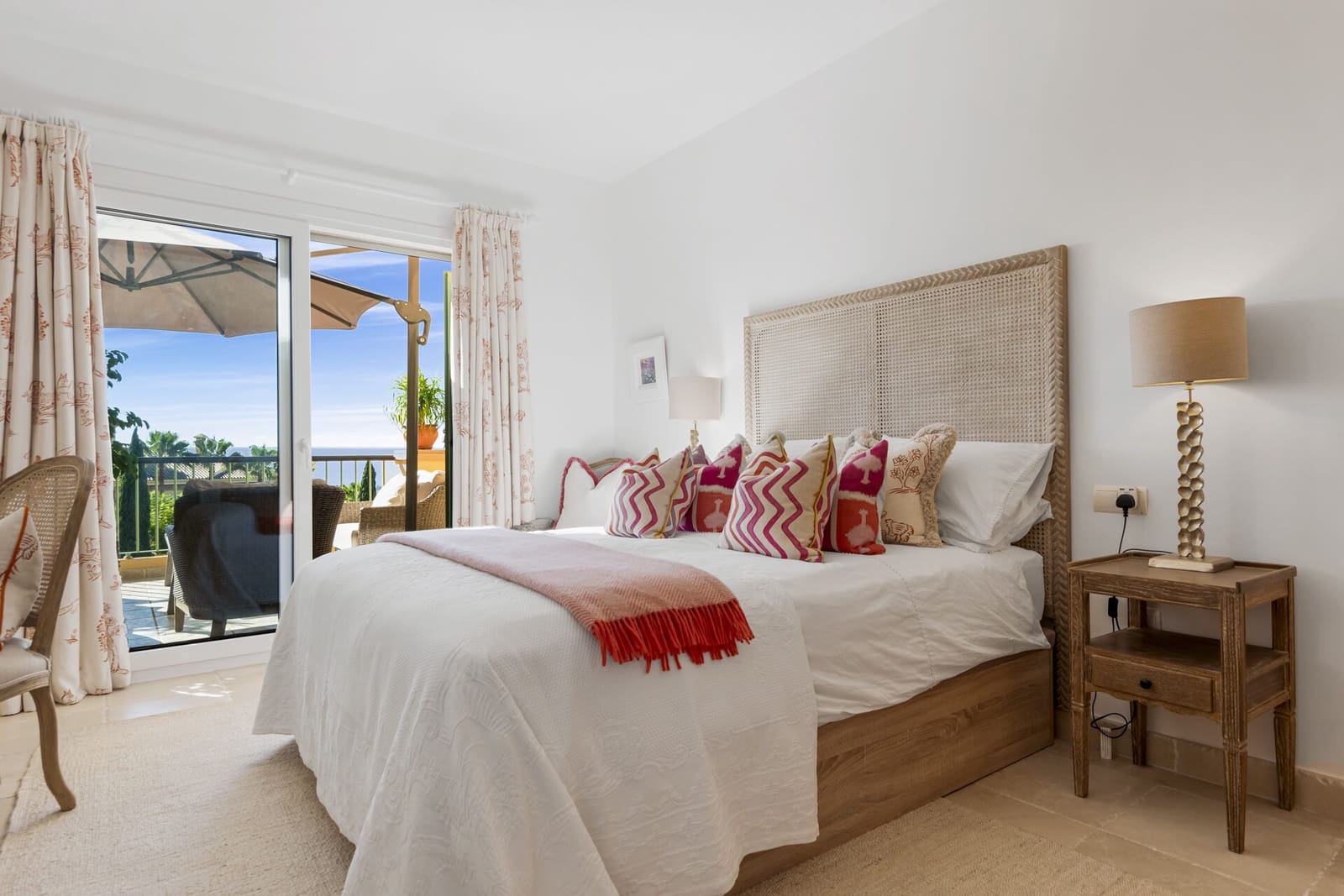 4 slaapkamer Penthouse te koop in Benahavis met zwembad garage - € 1.395.000 (Ref: 8619832)