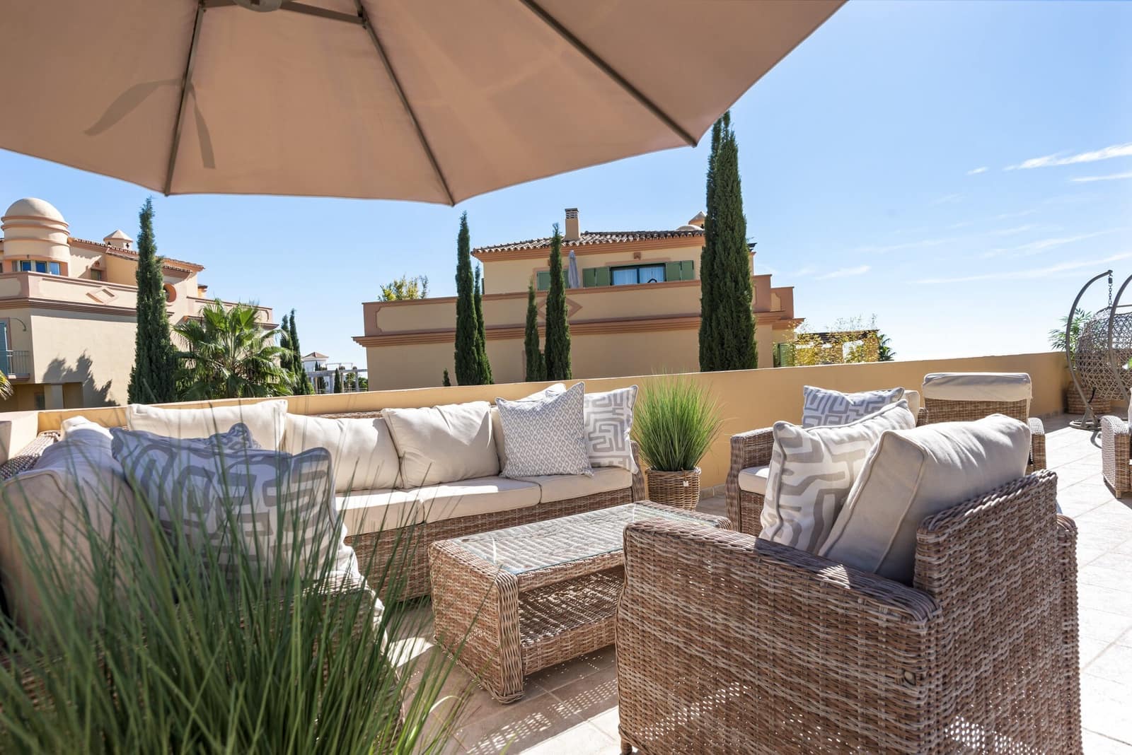 4 slaapkamer Penthouse te koop in Benahavis met zwembad garage - € 1.395.000 (Ref: 8619832)