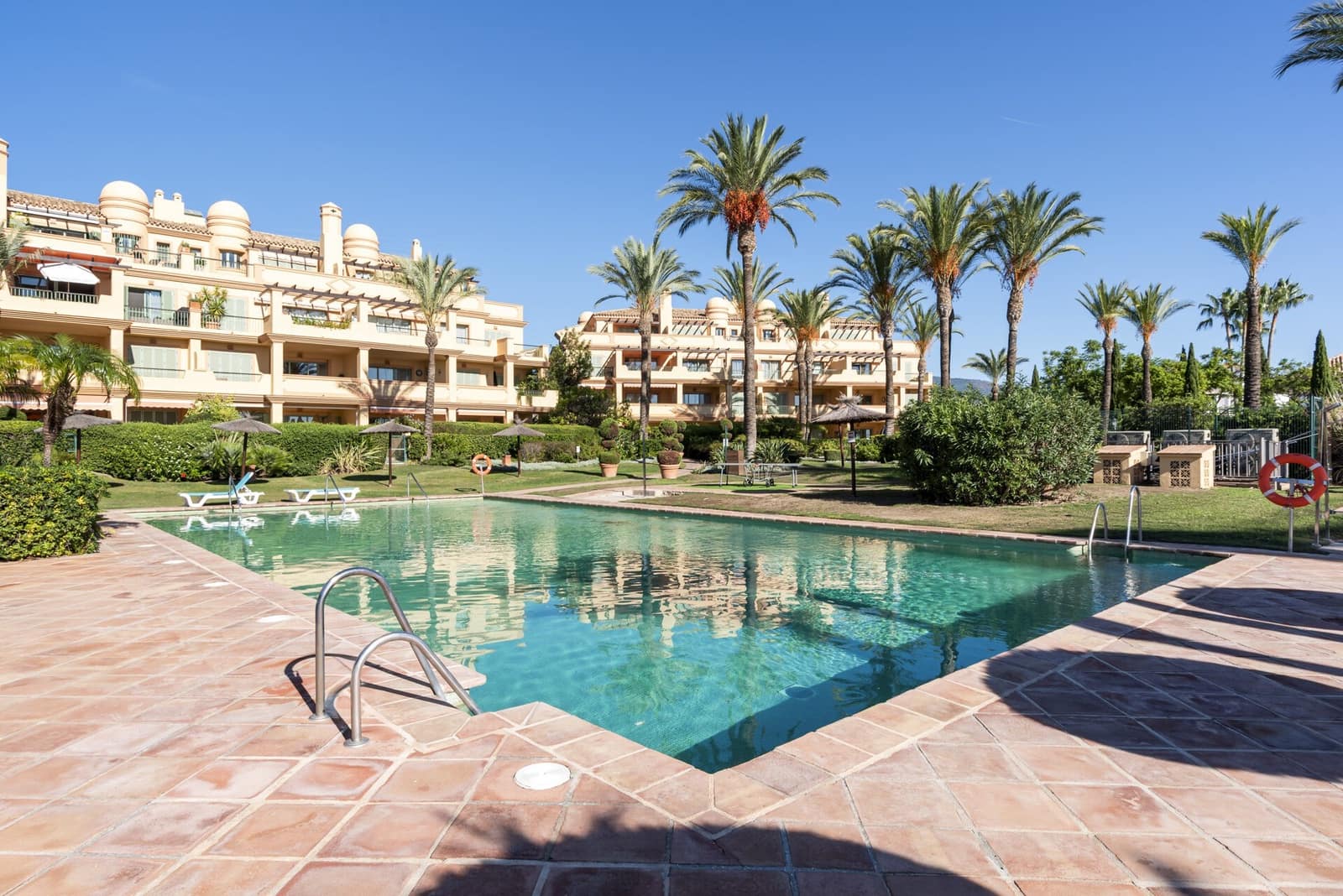 4 slaapkamer Penthouse te koop in Benahavis met zwembad garage - € 1.395.000 (Ref: 8619832)