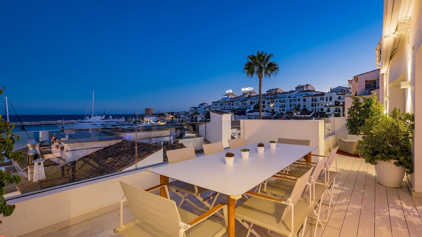 3 bedroom Penthouse for sale in Puerto Banus - € 4,800,000 (Ref: 8634322)