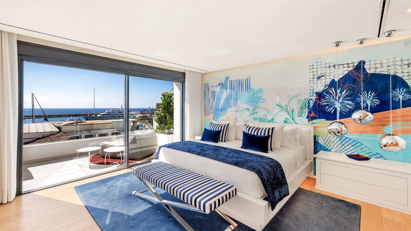 3 bedroom Penthouse for sale in Puerto Banus - € 4,800,000 (Ref: 8634322)