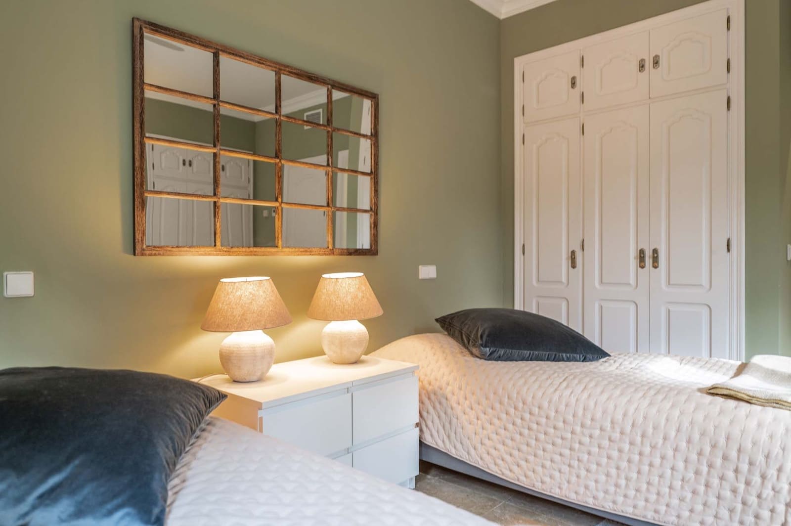 5 bedroom Villa for sale in Elviria with pool garage - € 1,990,000 (Ref: 8644844)