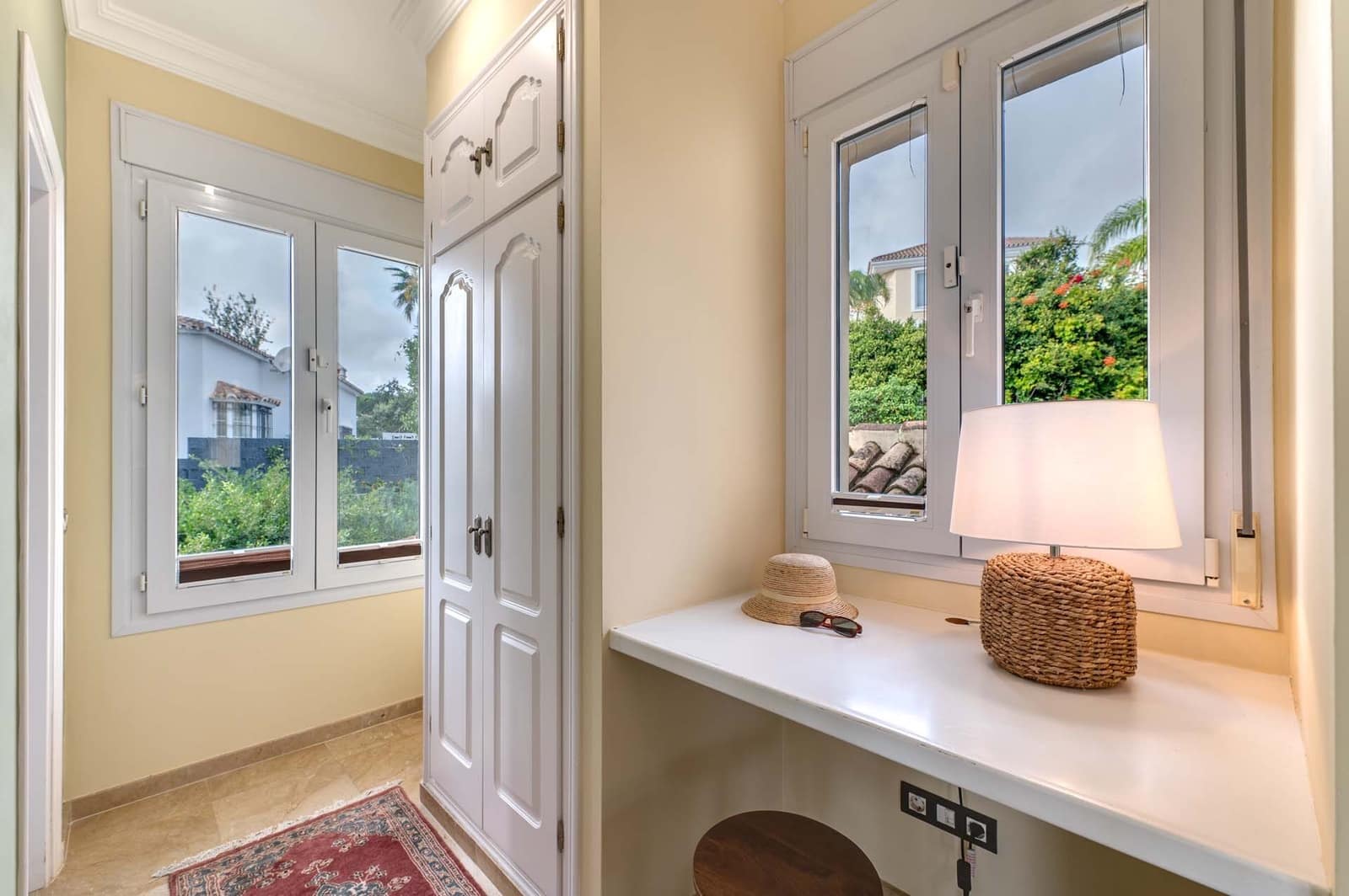 5 bedroom Villa for sale in Elviria with pool garage - € 1,990,000 (Ref: 8644844)