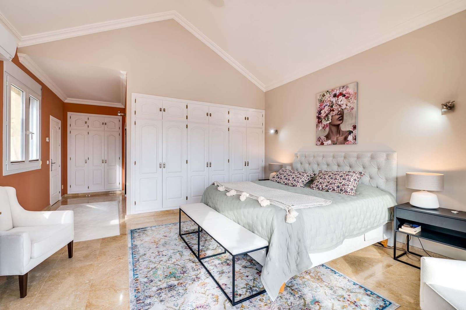 5 bedroom Villa for sale in Elviria with pool garage - € 1,990,000 (Ref: 8644844)