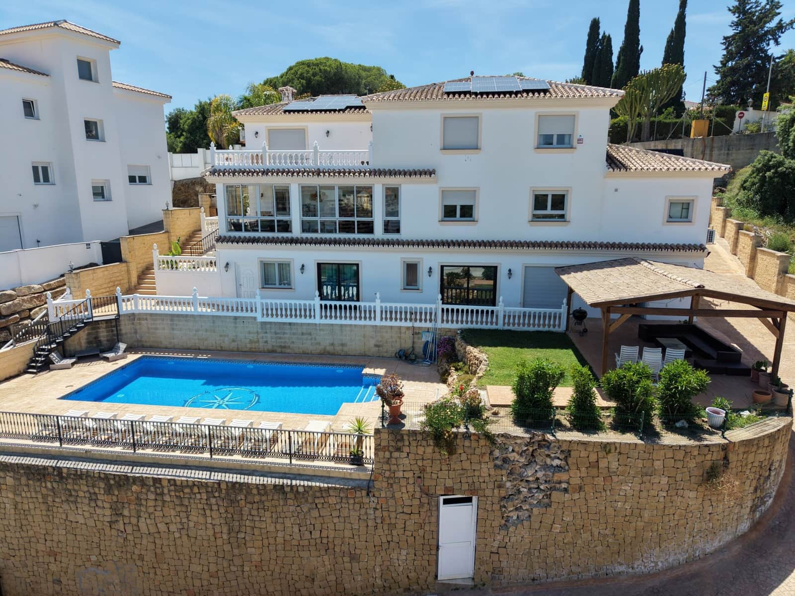 8 slaapkamer Villa te koop in Elviria met zwembad garage - € 1.680.000 (Ref: 8658361)