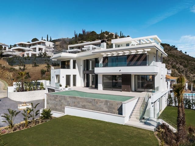 6 bedroom Villa for sale in Benahavís with pool garage - € 5,250,000 (Ref: 8677707)