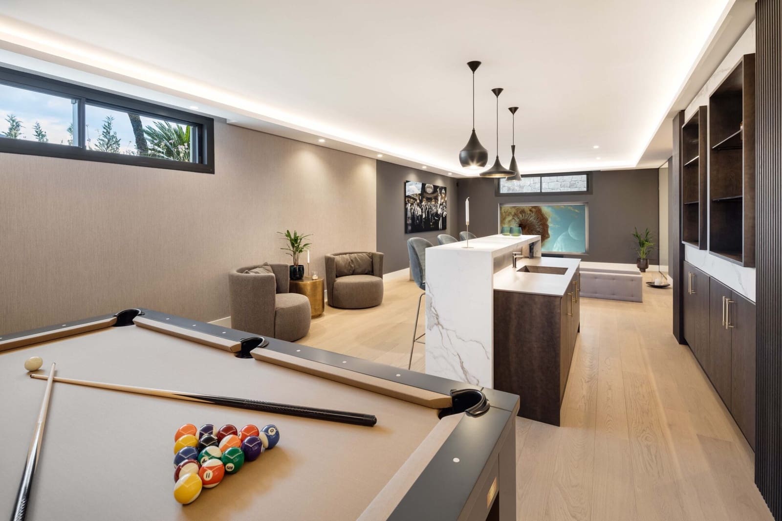 5 bedroom Villa for sale in Nueva Andalucia with pool - € 6,250,000 (Ref: 8697926)