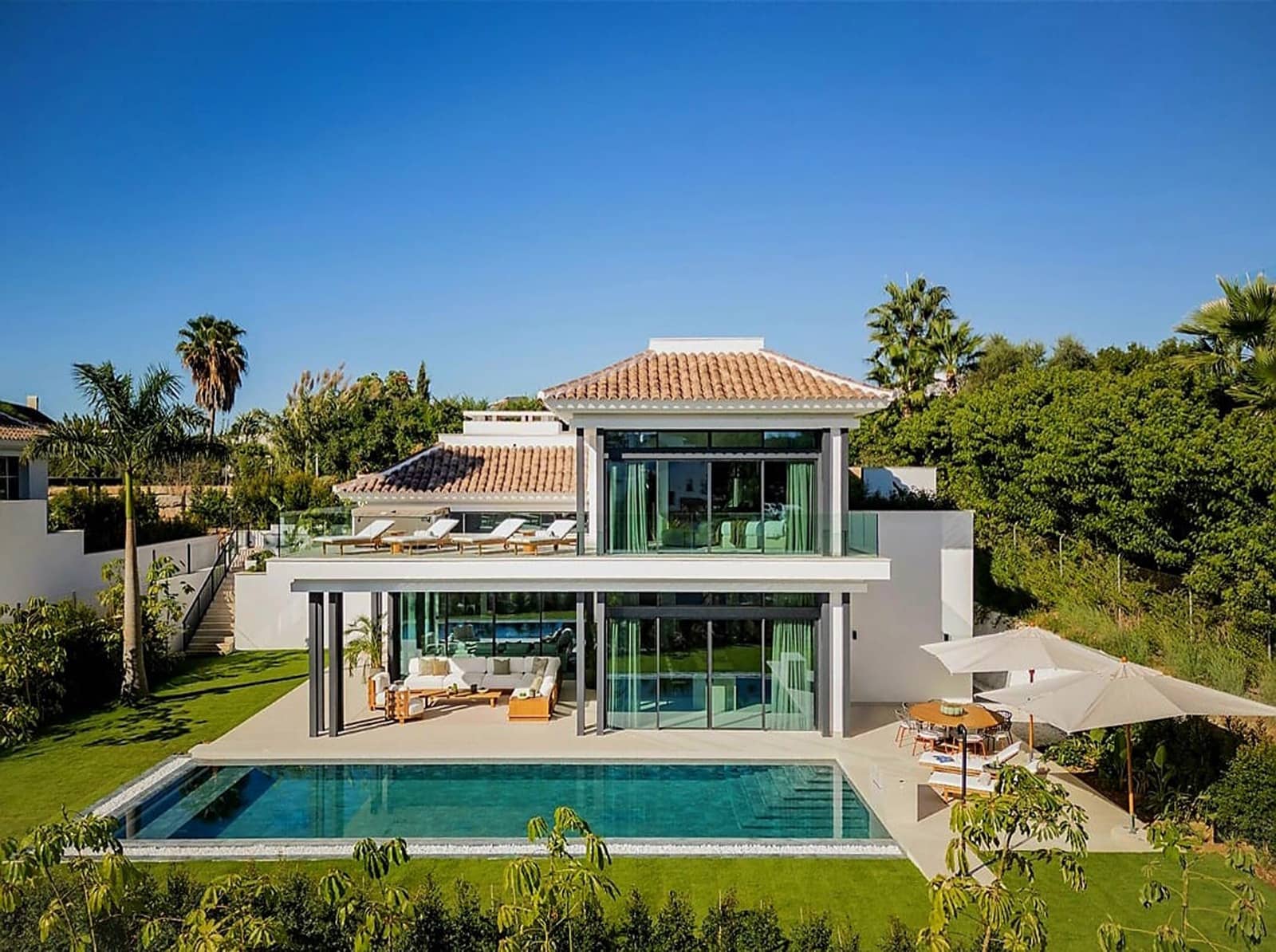 4 Zimmer Villa zu verkaufen in Golden Mile mit Pool - 5.400.000 € (Ref: 8773270)
