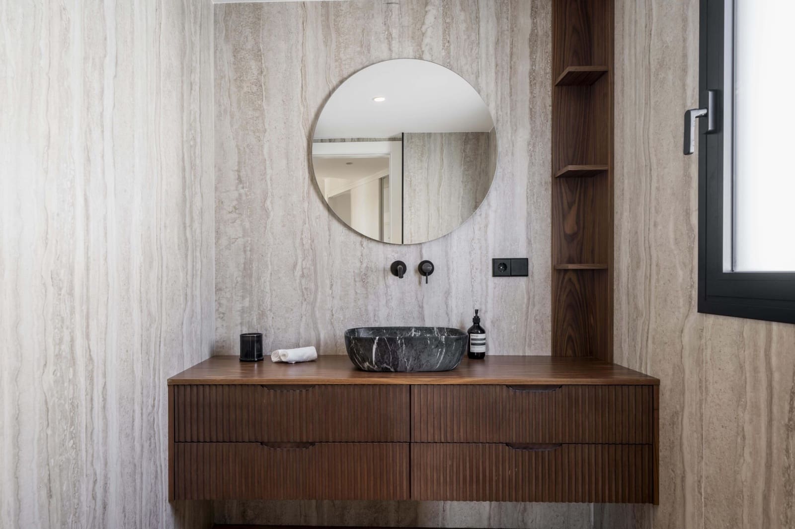 5 bedroom Villa for sale in Marbella with pool garage - € 5,950,000 (Ref: 8778243)