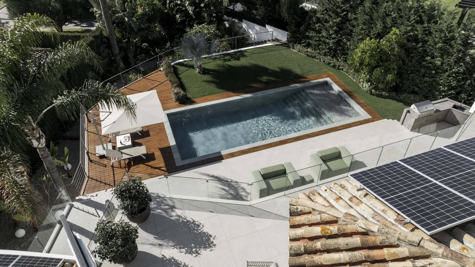 5 bedroom Villa for sale in Marbella with pool garage - € 5,950,000 (Ref: 8778243)