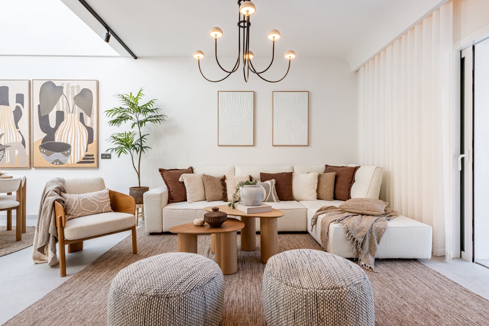 3 soverom Villa til salgs i Nueva Andalucia med svømmebasseng - € 1 349 000 (Ref: 8783558)