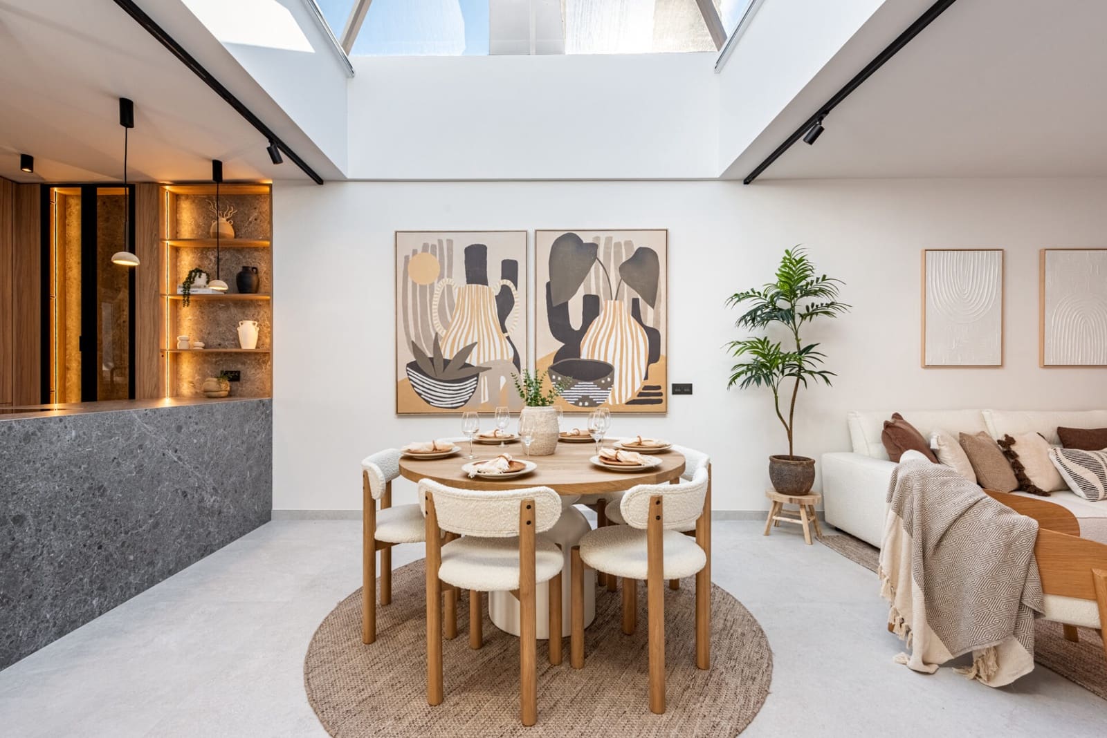 3 soverom Villa til salgs i Nueva Andalucia med svømmebasseng - € 1 349 000 (Ref: 8783558)