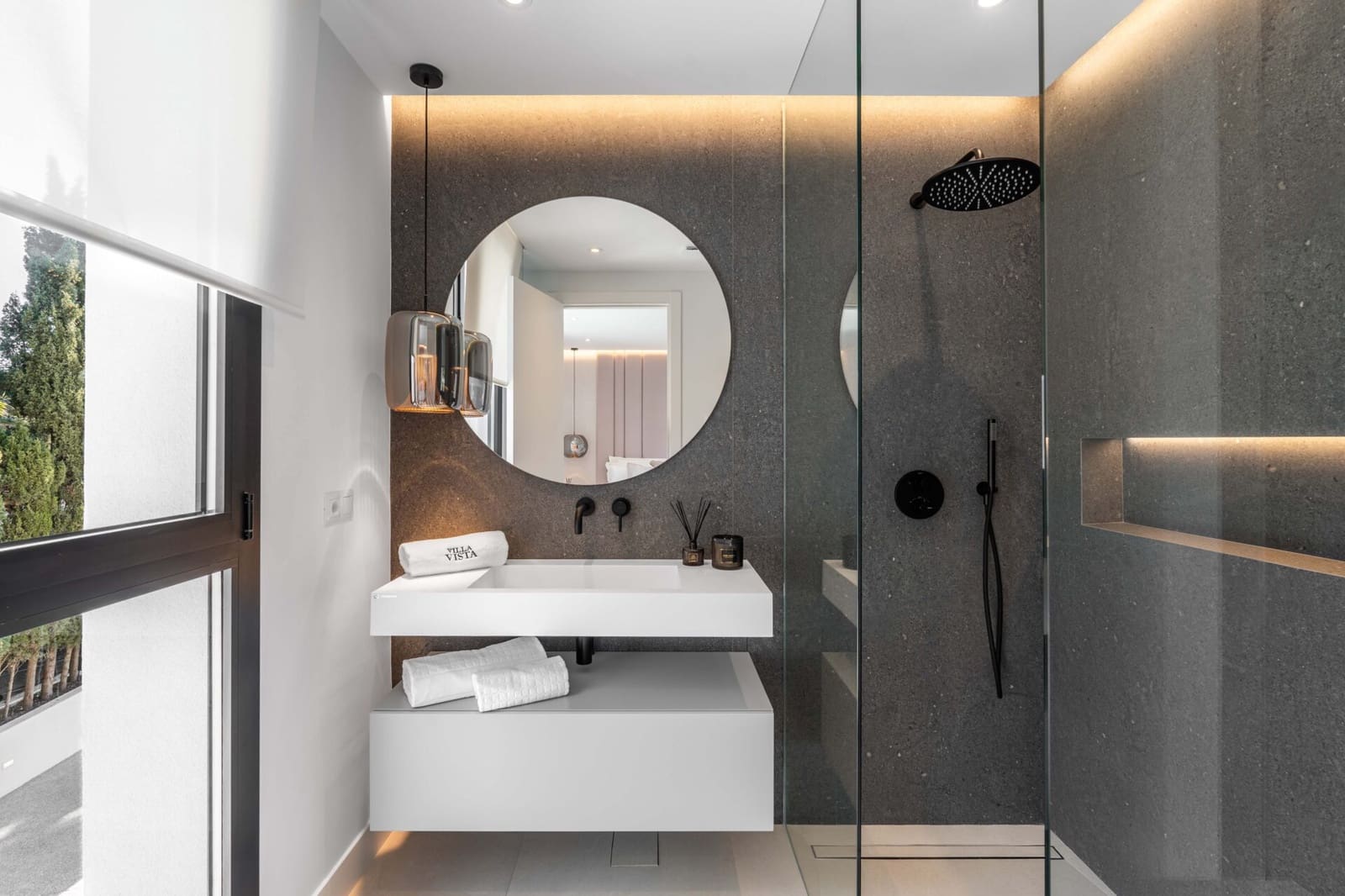 4 bedroom Villa for sale in Marbesa with pool - € 3,669,000 (Ref: 8792159)