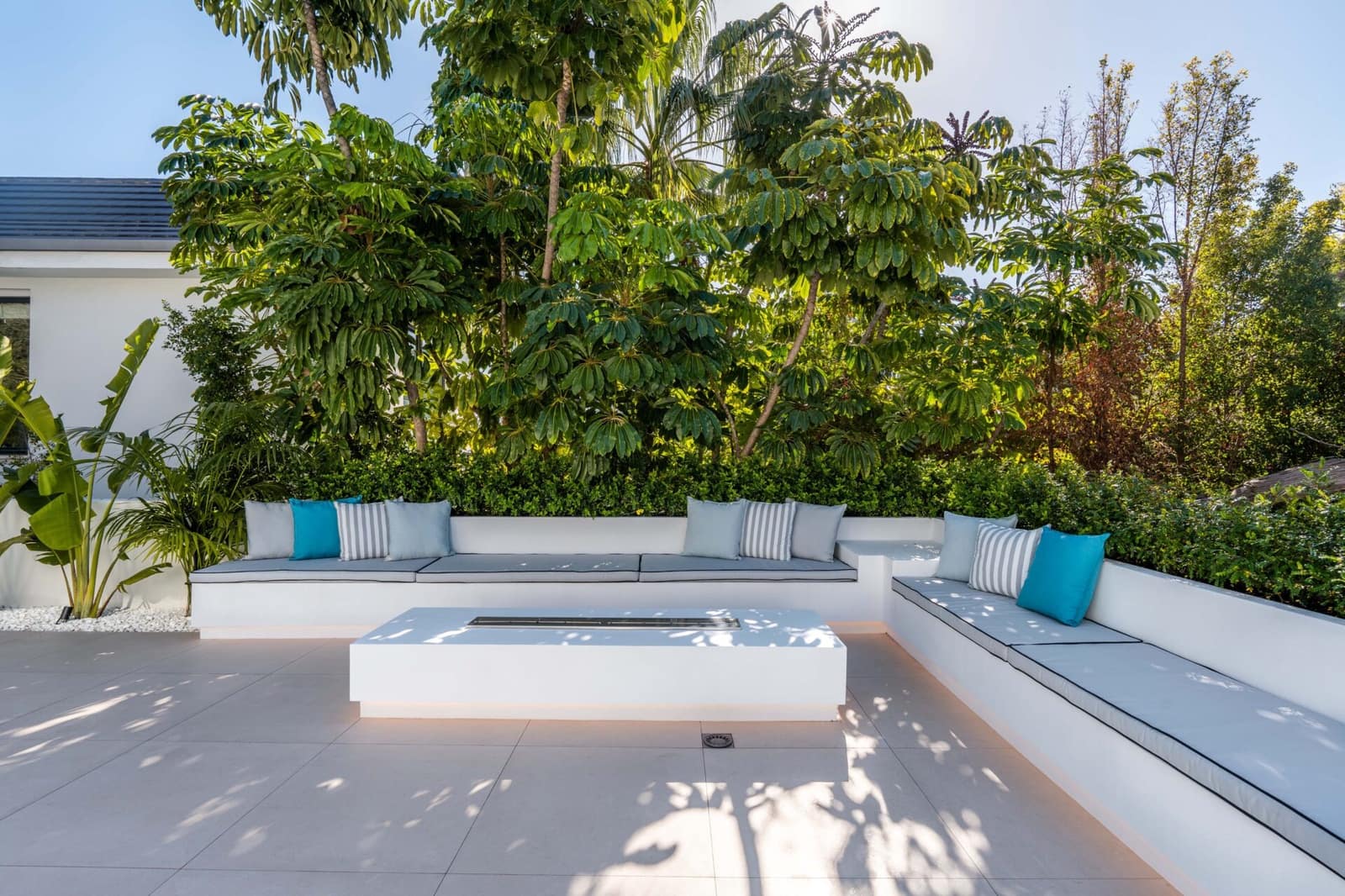 4 bedroom Villa for sale in Marbesa with pool - € 3,669,000 (Ref: 8792159)