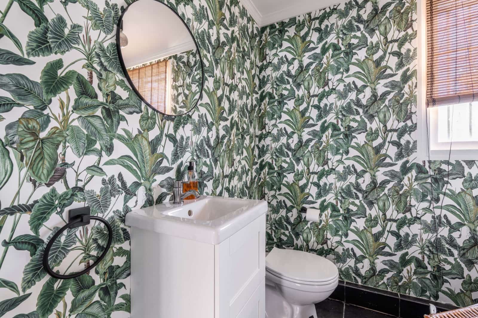 3 bedroom Villa for sale in Estepona - € 799,000 (Ref: 8812403)