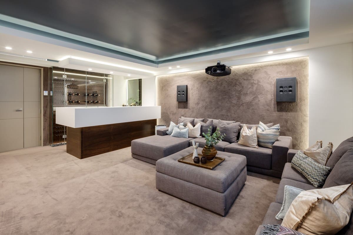 5 makuuhuone Huvila myytävänä paikassa Golden Mile mukana uima-altaan - 4 995 000 € (Ref: 8824941)