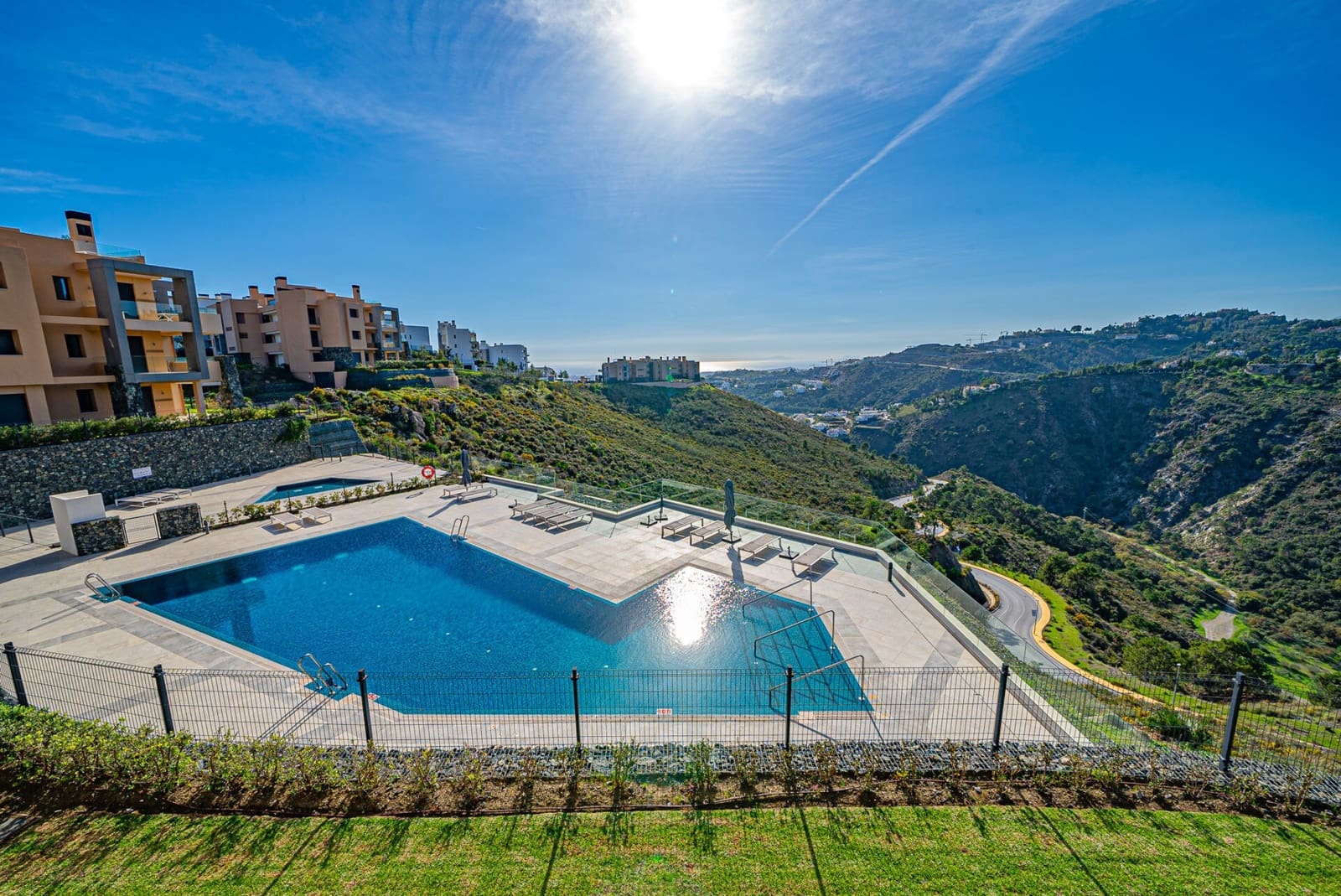 4 makuuhuone Huoneisto myytävänä paikassa Benahavis mukana uima-altaan 
autotalli - 1 845 000 € (Ref: 8827304)