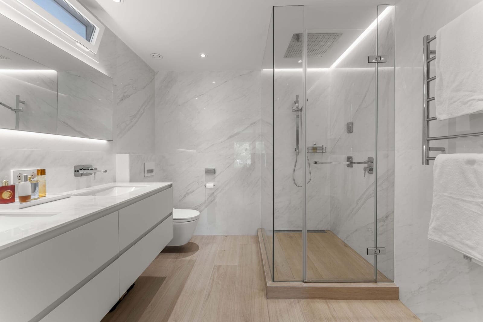 3 bedroom Apartment for sale in Marbella with pool garage - € 3,750,000 (Ref: 8840836)